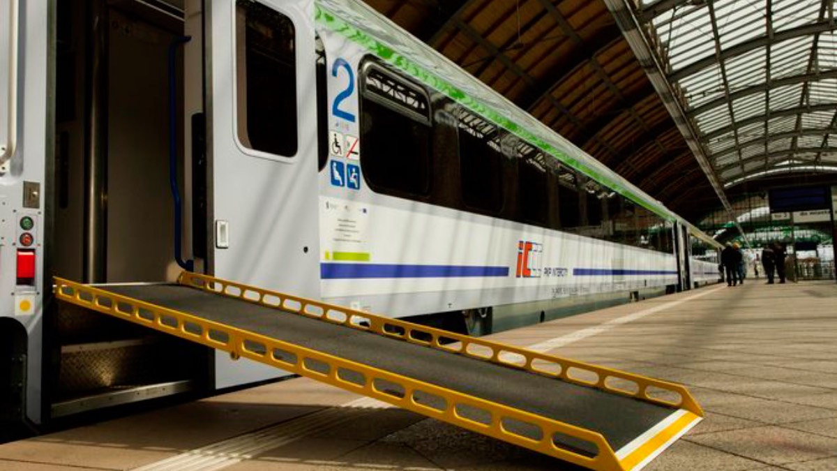 PKP-przetarg-wagony-pietrowe