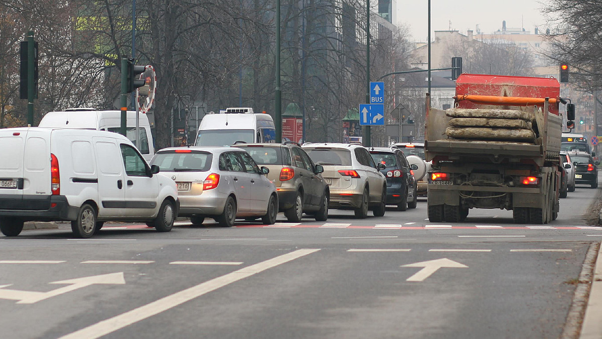 Koszty dojazdu do pracy. Kto może skorzystać z ulgi?
