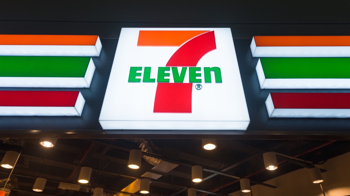 7-eleven-w-Polsce-Zabka-pod-presja