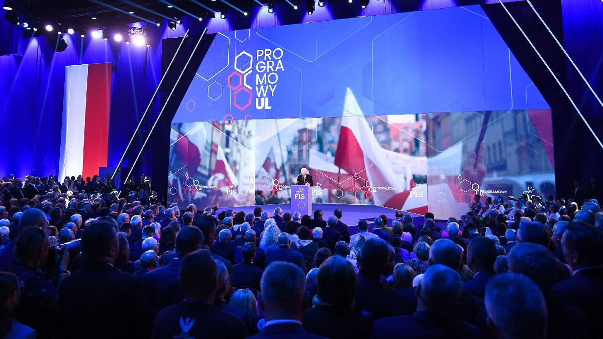 800+ brzmi jak duża podwyżka, ale to jedynie waloryzacja. O tyle zmalała siła nabywcza w Polsce