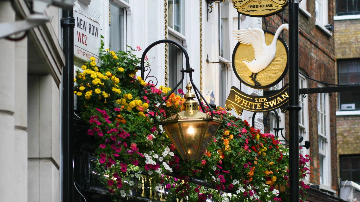 Restauracje, puby i bary padają w Londynie jak muchy. W Polsce branża tonie w długach