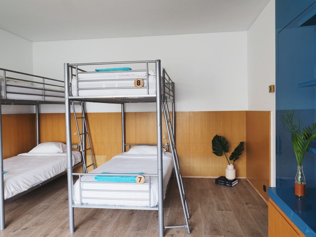 https://ocs-pl.oktawave.com/v1/AUTH_2887234e-384a-4873-8bc5-405211db13a2/bizblog/2023/08/hotel-portugalia-1024x768.jpg