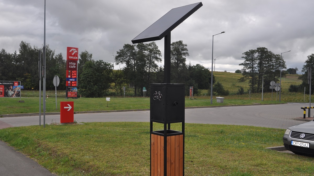 Wygląda jak kosz na śmieci, ale rowerzyści będą wniebowzięci
