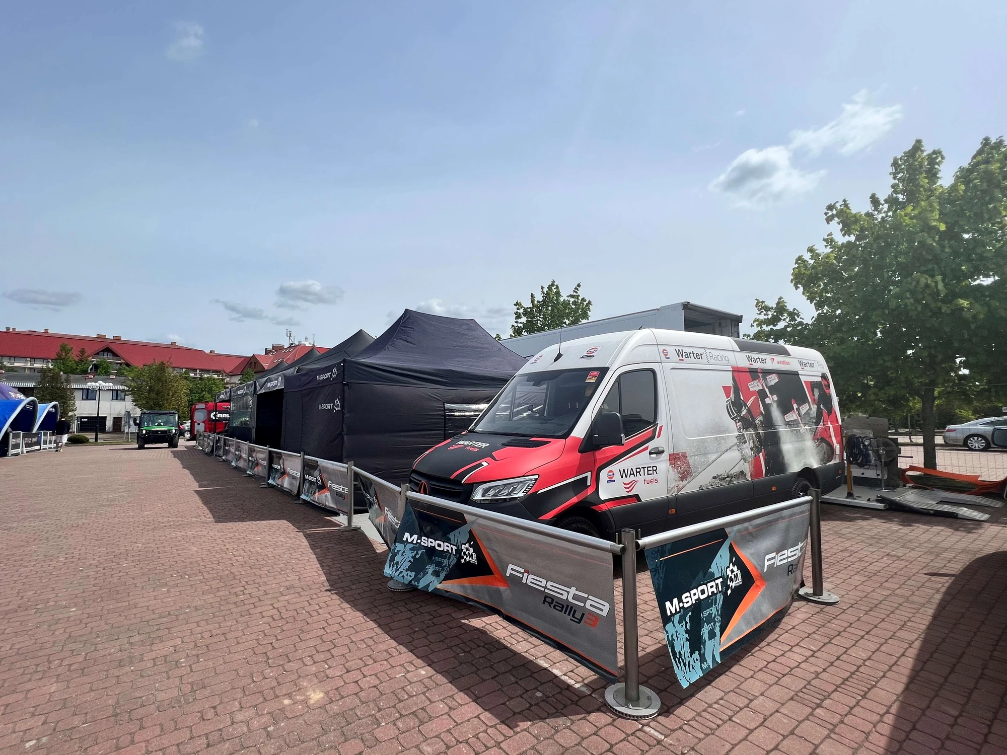 https://ocs-pl.oktawave.com/v1/AUTH_2887234e-384a-4873-8bc5-405211db13a2/bizblog/2023/09/paliwa-rajdowe-Gulf-Race-Fuels-5.jpg
