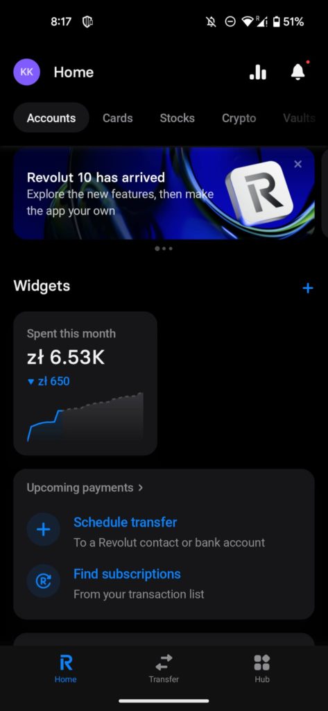 https://ocs-pl.oktawave.com/v1/AUTH_2887234e-384a-4873-8bc5-405211db13a2/bizblog/2023/10/revolut-wersja-10-aplikacja-1-473x1024.jpeg