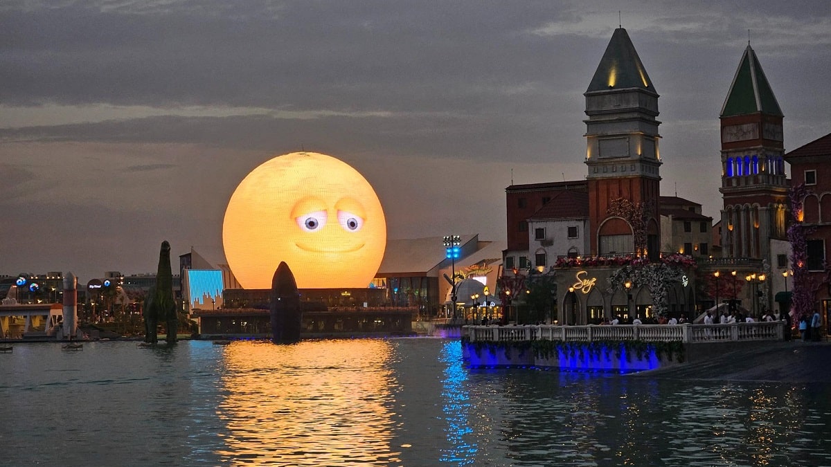 Szejkowie wybudowali sobie Disneyland. Wstęp tylko dla dorosłych