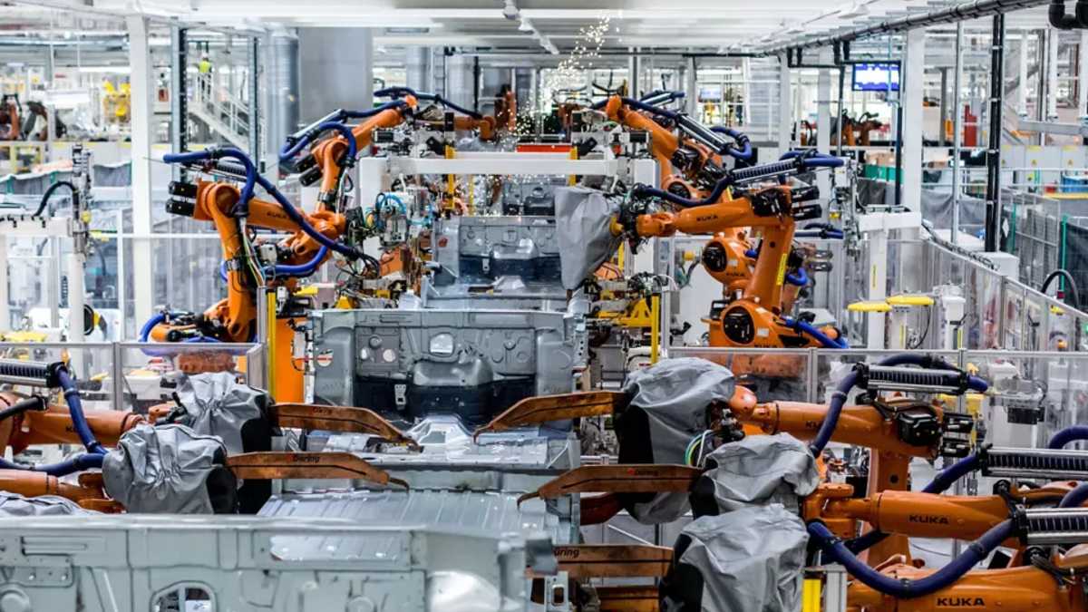 Niemiecka motoryzacja w dołku. Elektryki z Chin zalewają Europę