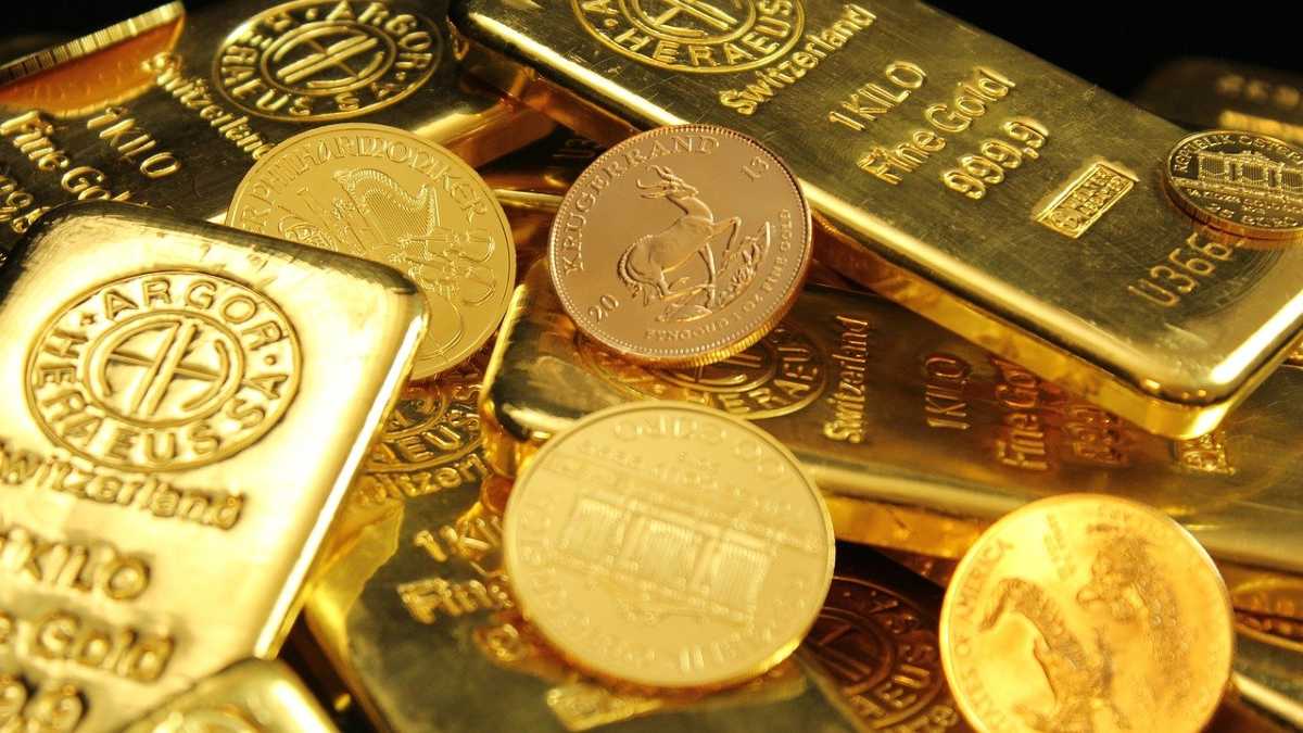 Inwestorzy szaleją! Złoto z rekordem wszech czasów, srebro idzie w górę
