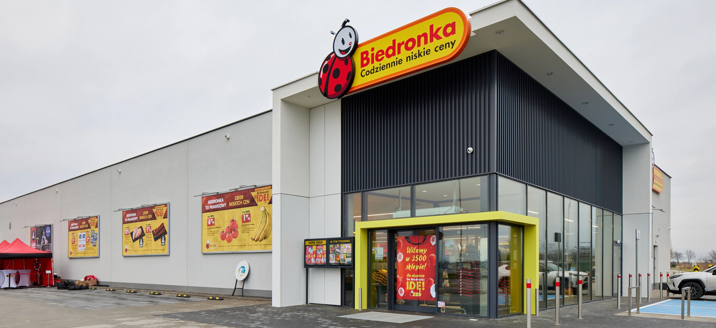 Vouchery od Biedronki wkurzyły klientów. Dyskontowi grozi gigantyczna kara