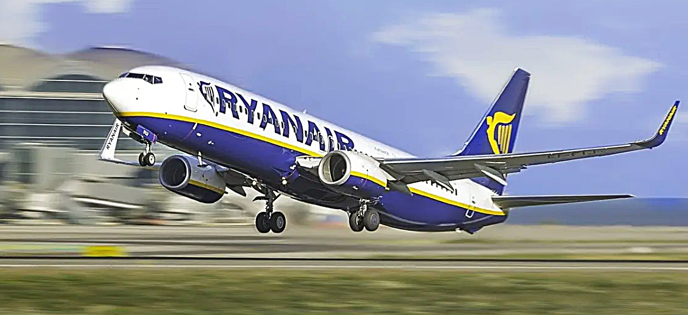Wypowiedzieli wojnę dodatkowym opłatom za bagaż. Ryanair już dostał olbrzymią karę