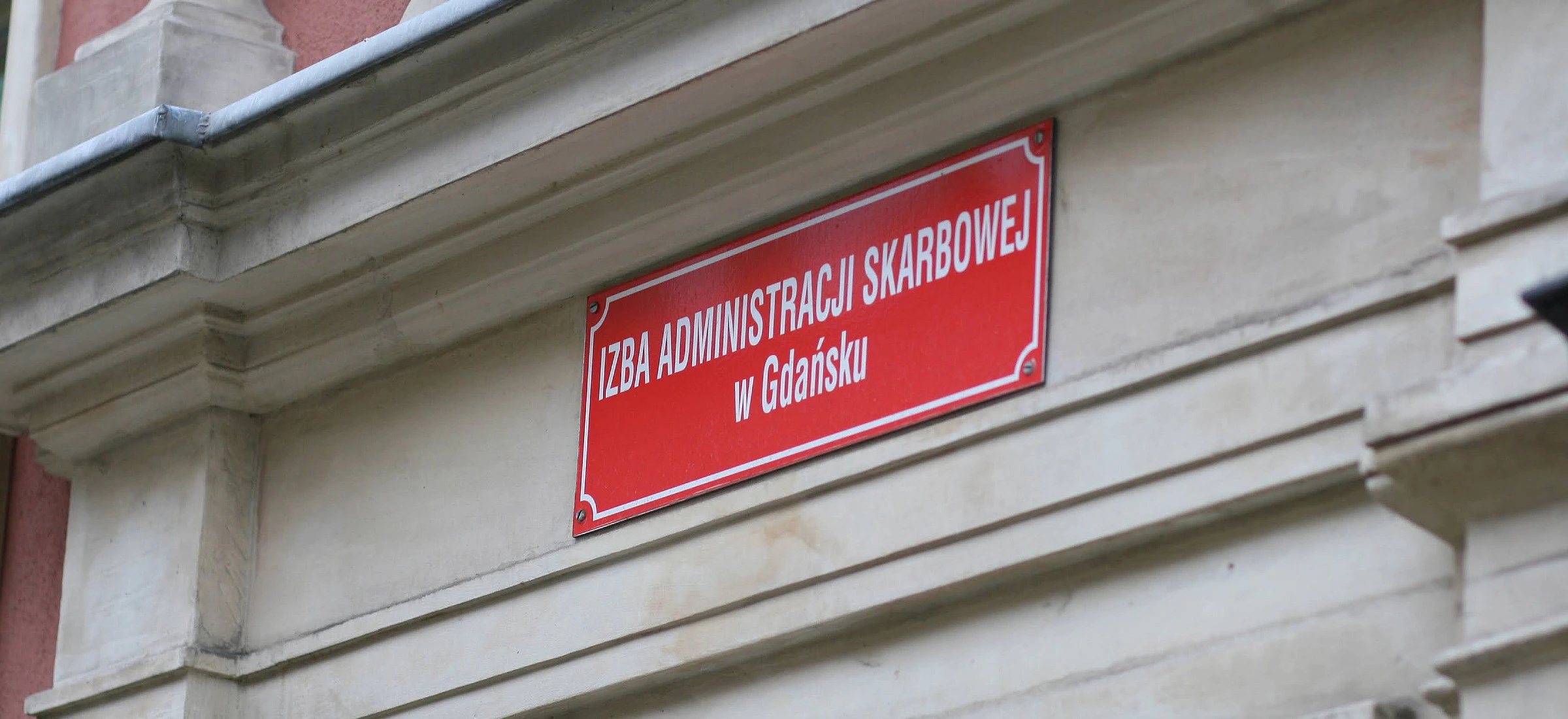 Tak się zachwycili Polską, że chcą, by rząd wyciskał z nas więcej podatków