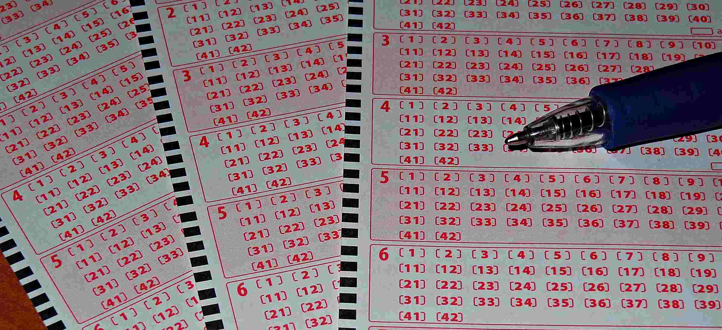 Wygrana w Lotto? Tyle podatku zabierze ci państwo