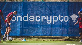 Raków Częstochowa i zondacrypto rozliczą się tylko w krypto. I to w niedawno stworzonym tokenie