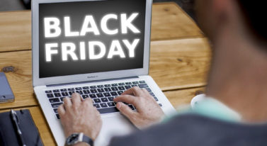 Promocje na Black Friday. Tak zakupy robią Polacy