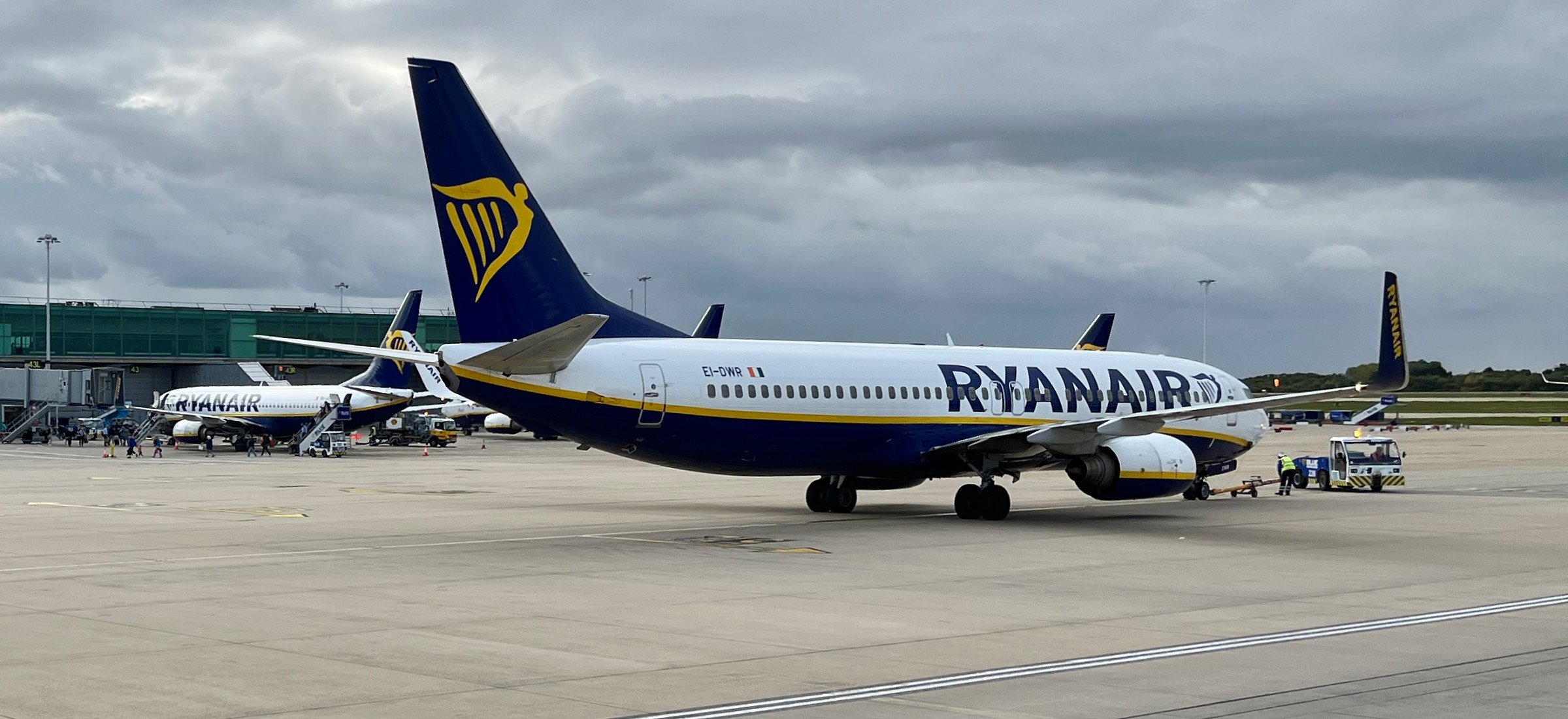 Ryanair rozczarowany sezonem letnim. Ceny biletów spadają, zysk maleje
