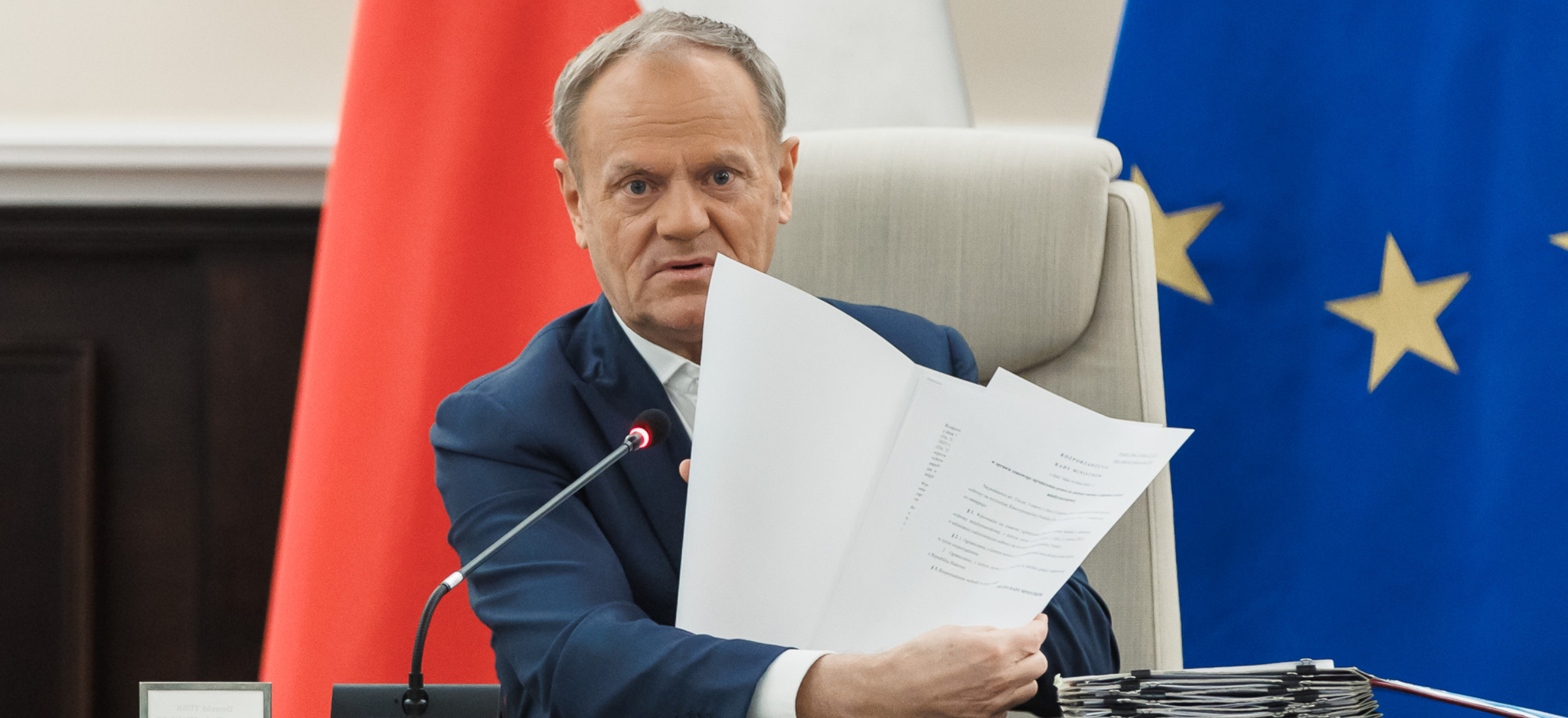 Premier chce deregulacji maczetą. Handel fikcyjnymi fakturami kwitnie