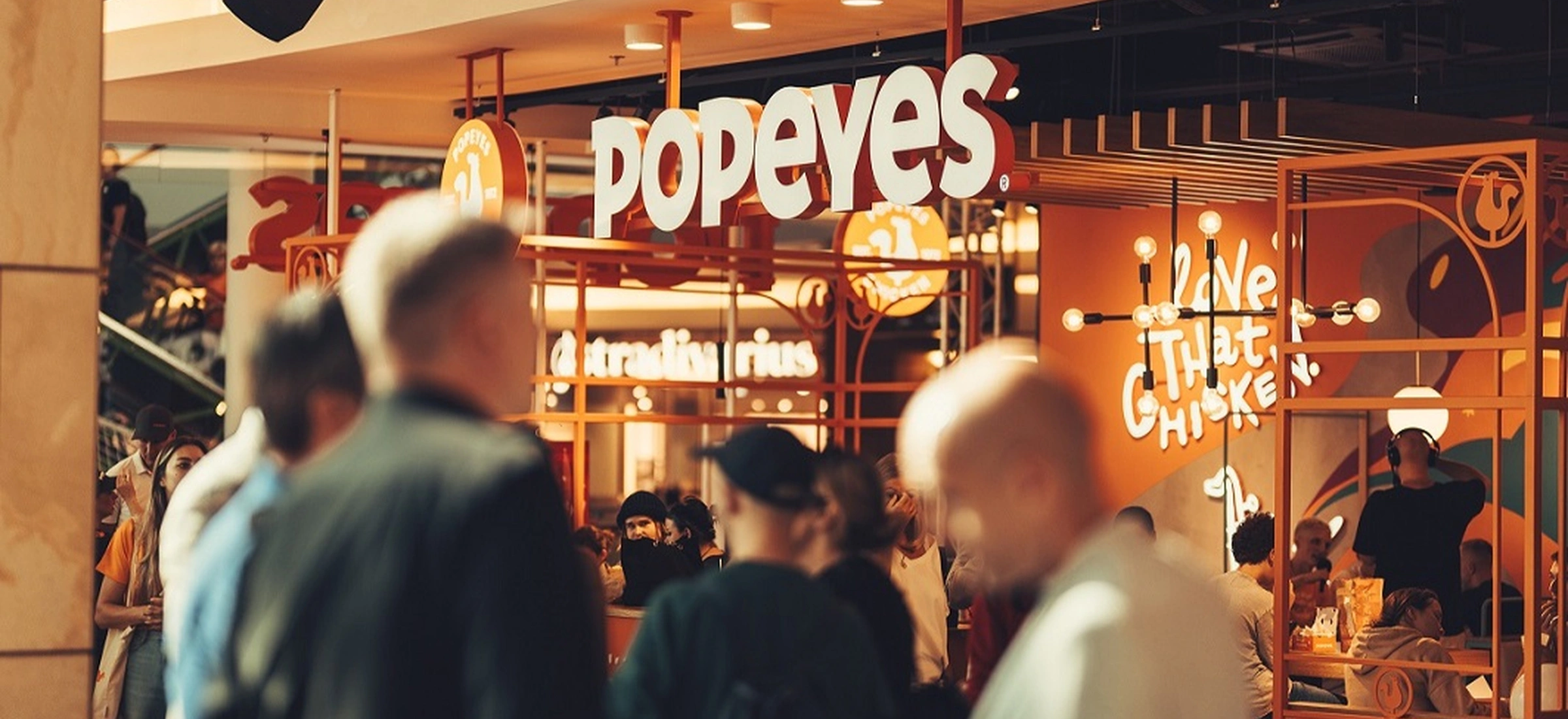 Pierwszy dzień wiosny w Popeyes. Sieć otwiera nowy lokal i rozda za darmo stos kanapek