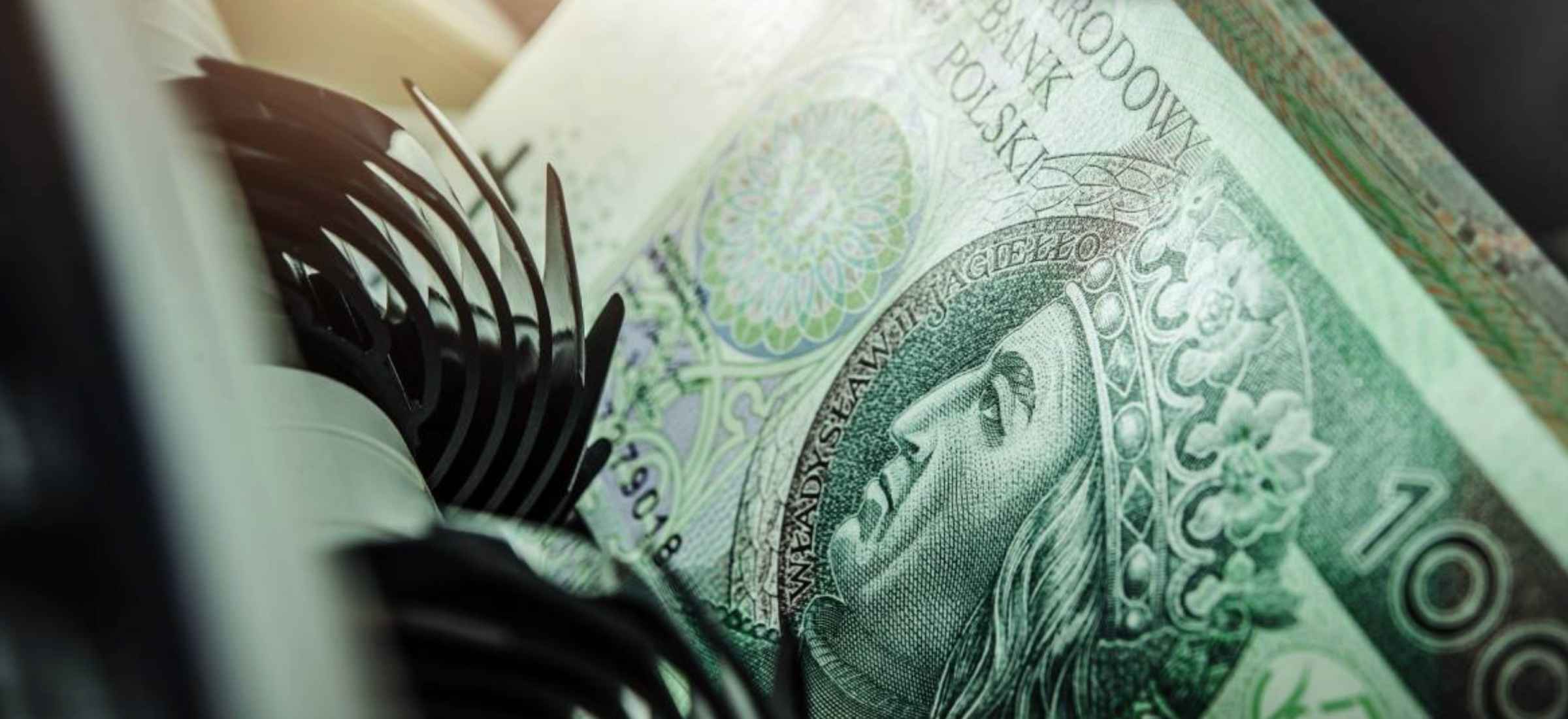 Zasiłek pogrzebowy wzrośnie z 4000 do 7000 zł. Lewica naprawia to, co zepsuł Tusk