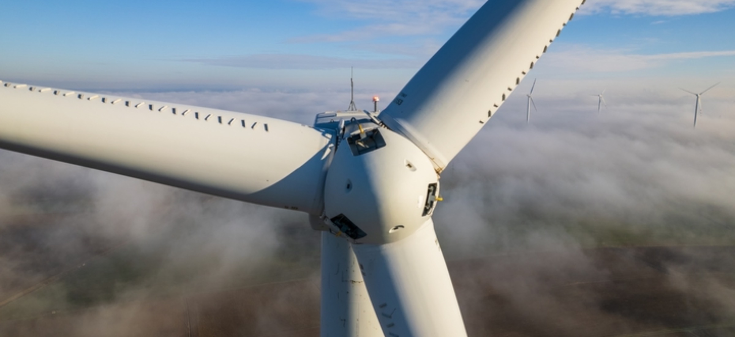 Rząd przyjął projekt nowelizacji ustawy wiatrakowej. Hennig-Kloska: to obniży ceny energii