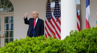 Donald Trump znów to zrobił. Kruchy rozejm na Bliskim Wschodzie