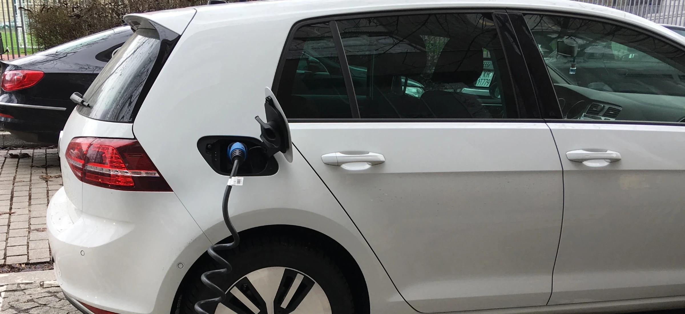 Chciał ładować samochód elektryczny w garażu bloku. Przełomowy wyrok sądu