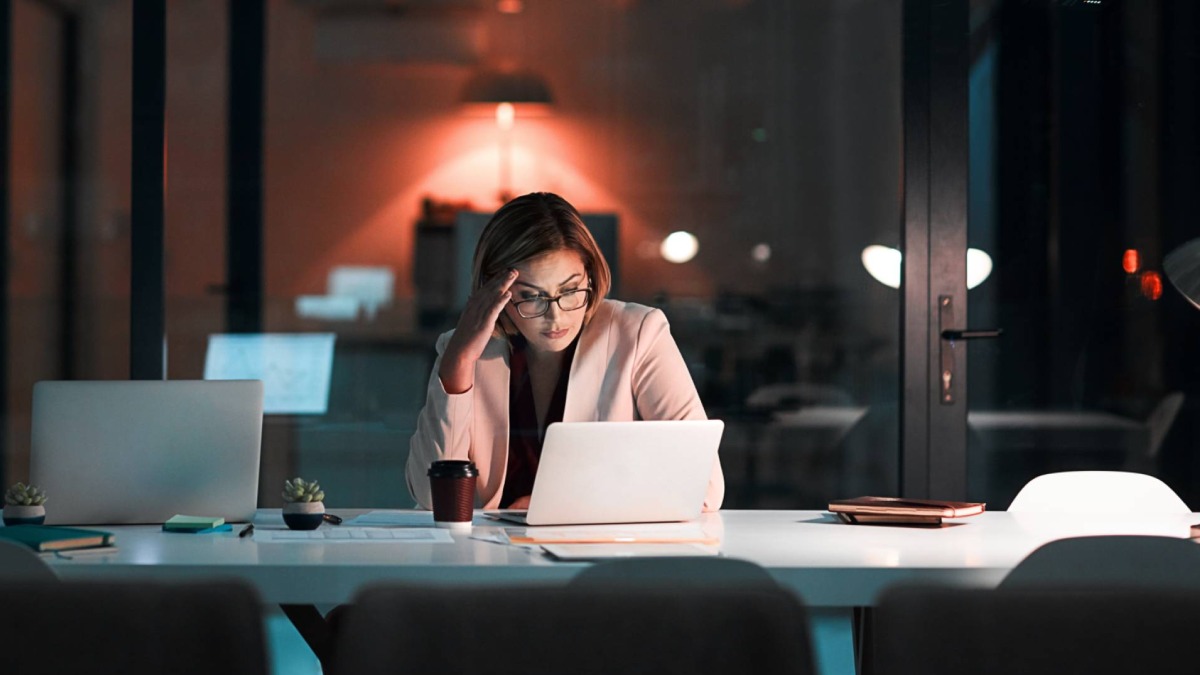 Wysyp cyberataków na nasze firmy. Reakcja Polaków: jak dzieci we mgle