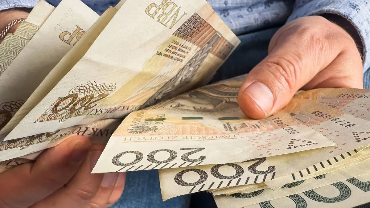 Składka zdrowotna: niektórzy zaoszczędzą 1000 zł miesięcznie. Nie powinni ani grosza