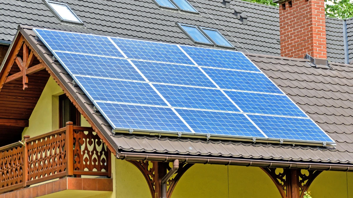 w panelach fotowoltaicznych z Chin wykryto podejrzane urządzenia