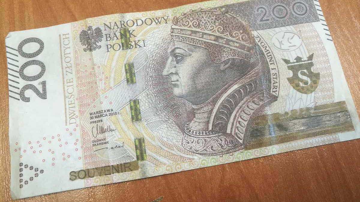 oszustwa banknot policja
