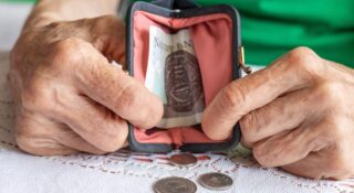Komornik dostanie więcej, ty mniej. Wierzyciele żegnają się z kasą