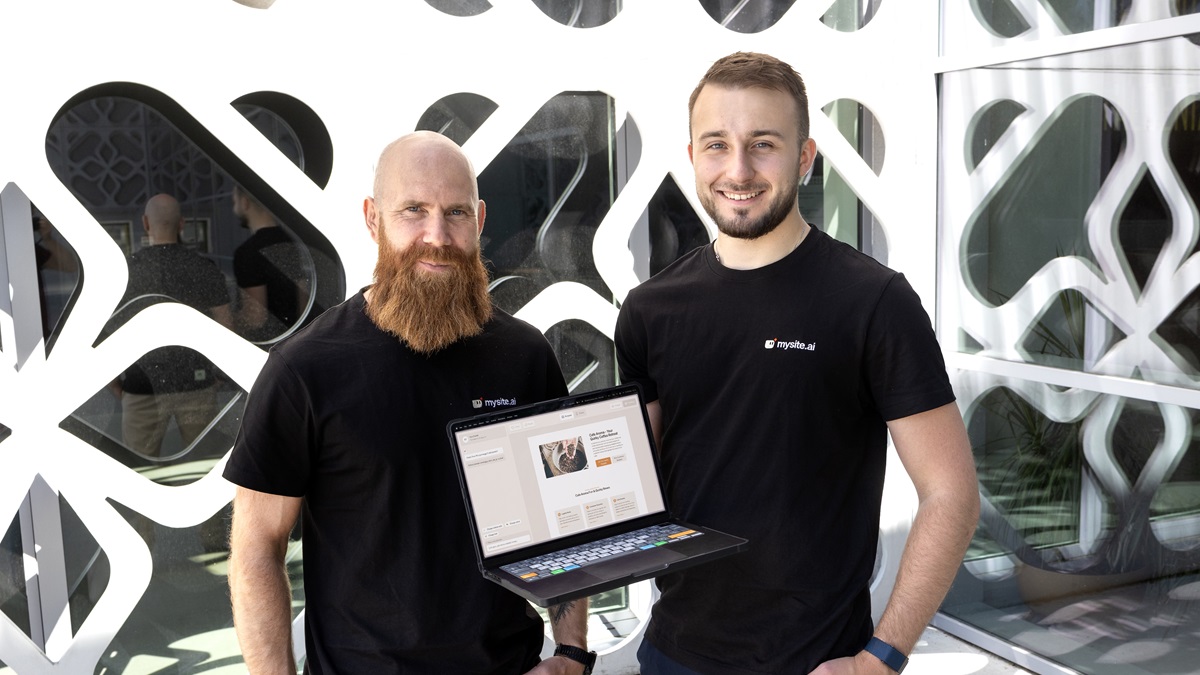 22-letni Polak dzięki AI tworzy strony w 10 minut. Jego startup dostał miliony
