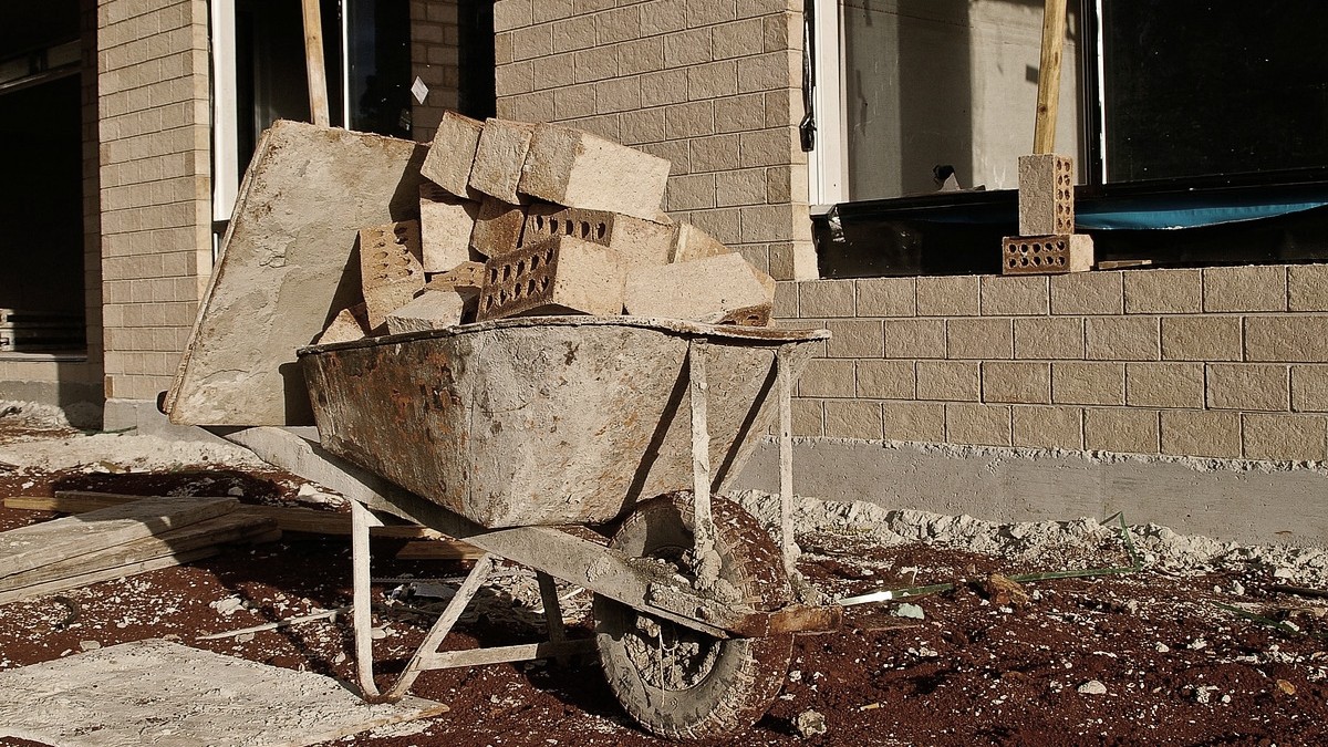 Tysiące Polaków straciły dorobek życia. Upadek gwiazdy polskich deweloperów