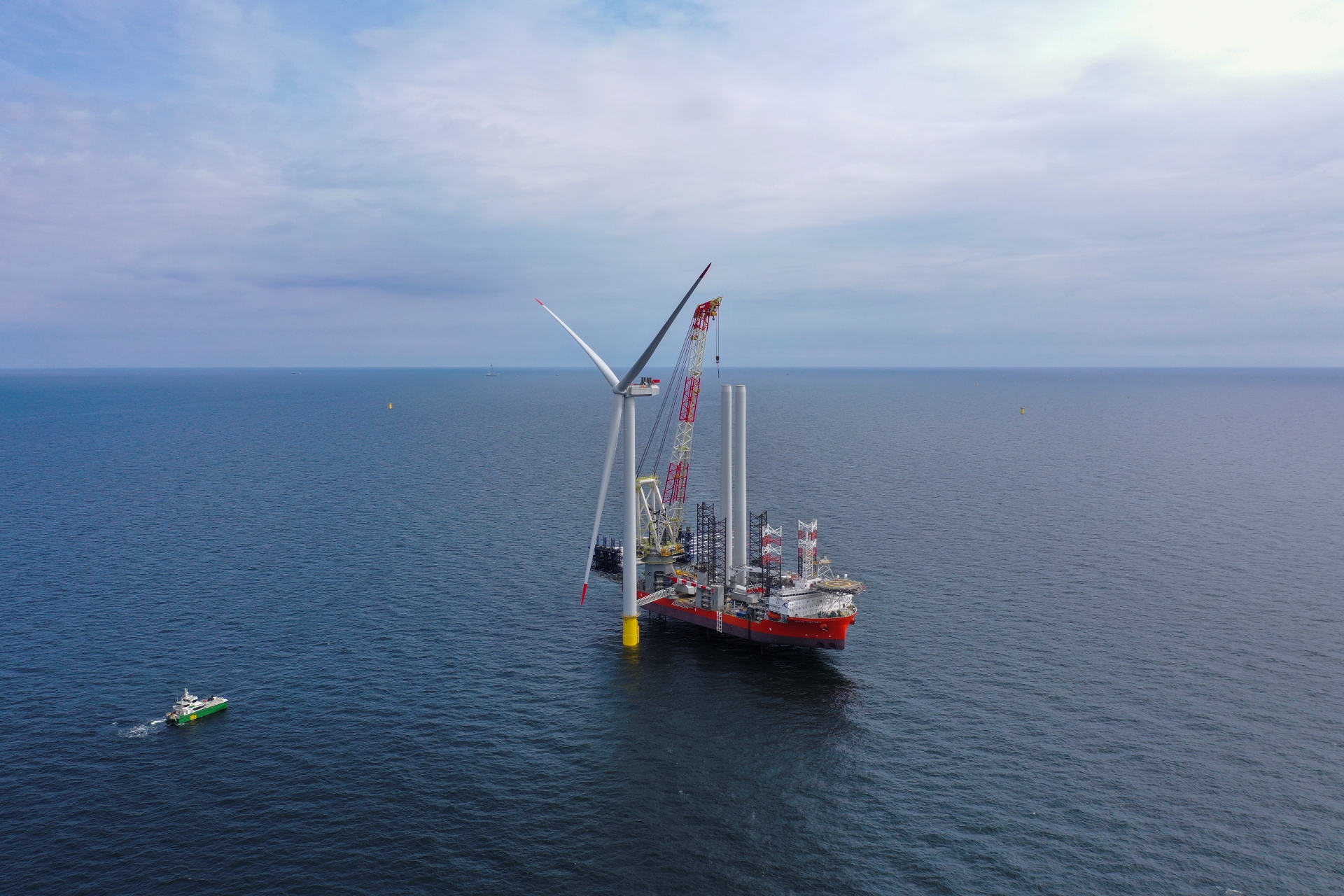 Są gigantyczne. Orlen stawia największe turbiny wiatrowe w Europie