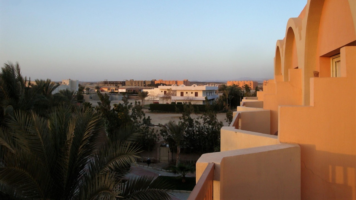 TUI pcha podróżujących do Egiptu w ręce naciągaczy. Skroją cię już na lotnisku