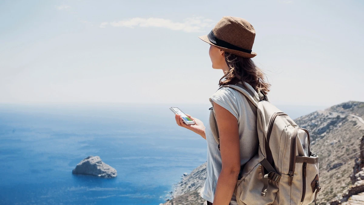 Revolut udostępnił Polakom nowe usługi: Travel Mode i Travel Map