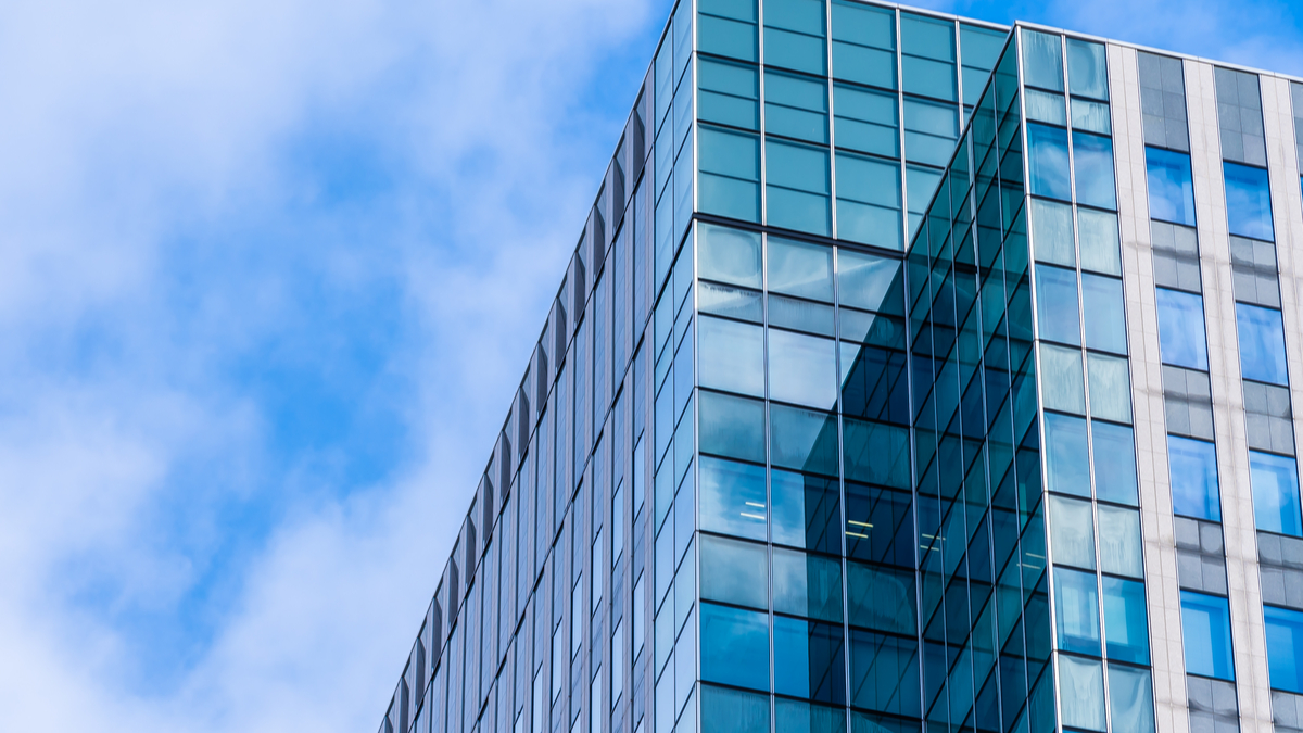 Biura, magazyny i mieszkania. Polska przyciąga zagraniczny kapitał
