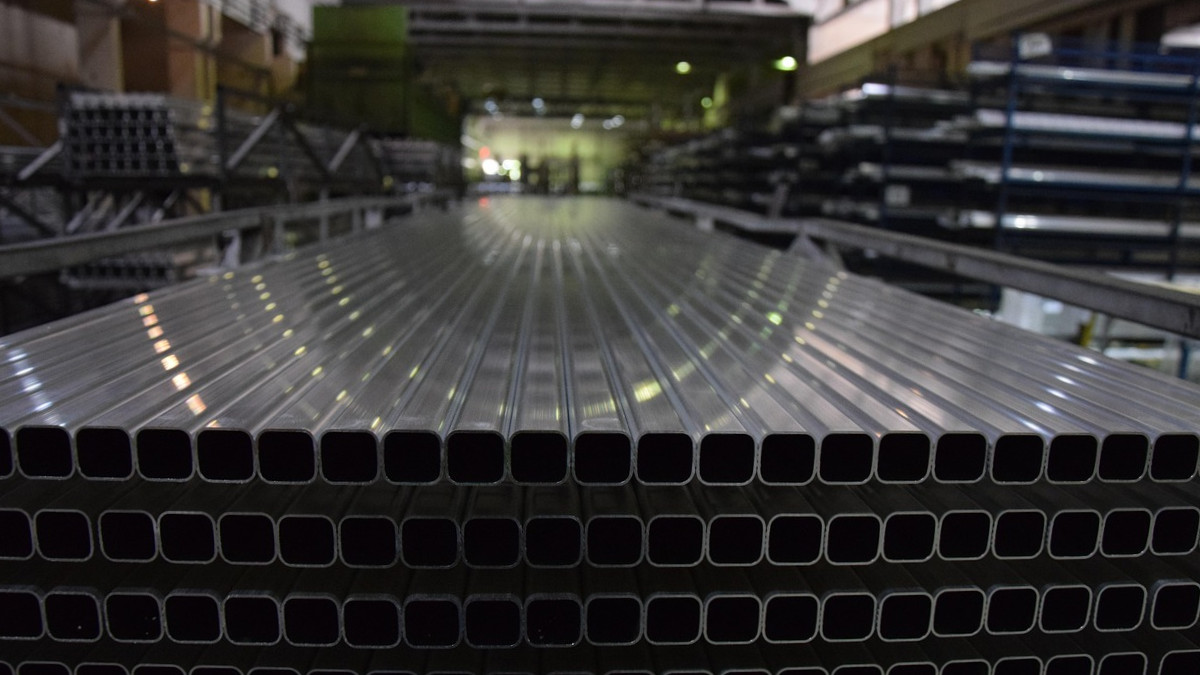 Chińczycy przejęli fabrykę w Koninie. Zyskać ma całe miasto