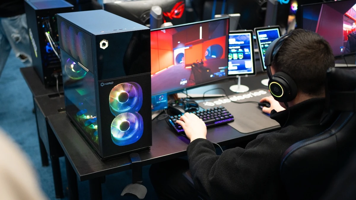 Jaki komputer do grania w 2025? Polscy weterani złożyli optymalne PC na każdą kieszeń