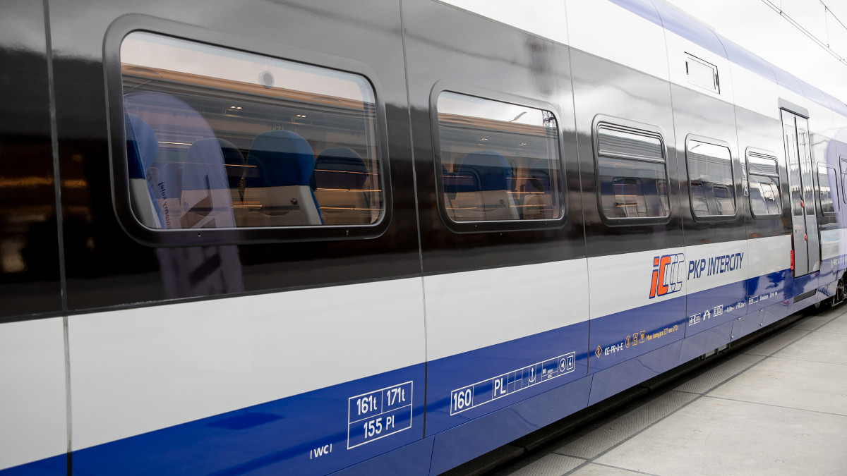 Z Krakowa do Bielska-Białej o połowę krócej. Nowe połączenie PKP IC