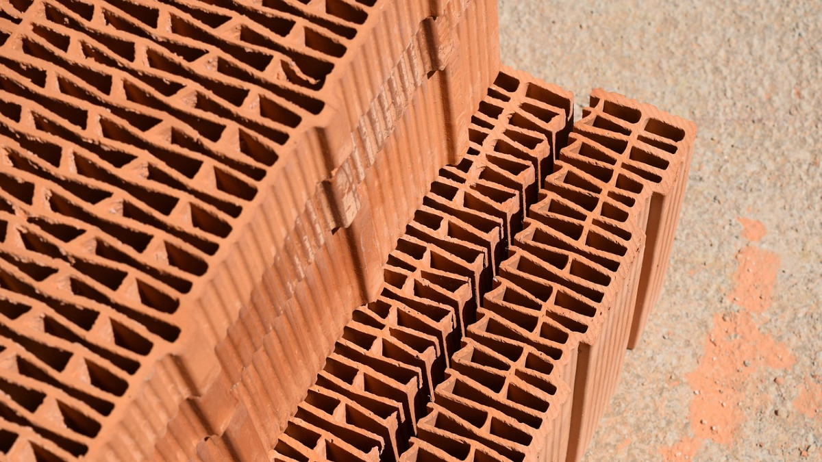 Materiały budowlane pod lupą. Rząd zaostrzy zasady sprzedaży w sieci