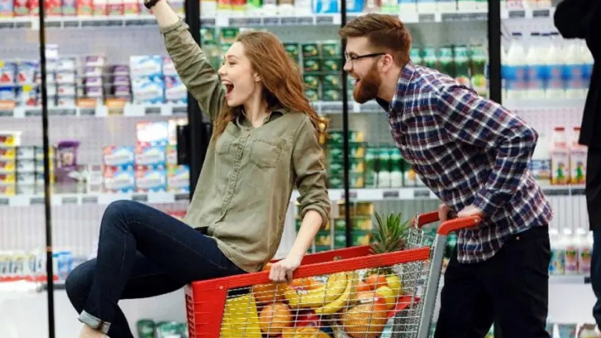 Najtańsze zakupy? Ani Lidl, ani Biedronka. Lider zmiótł konkurencję