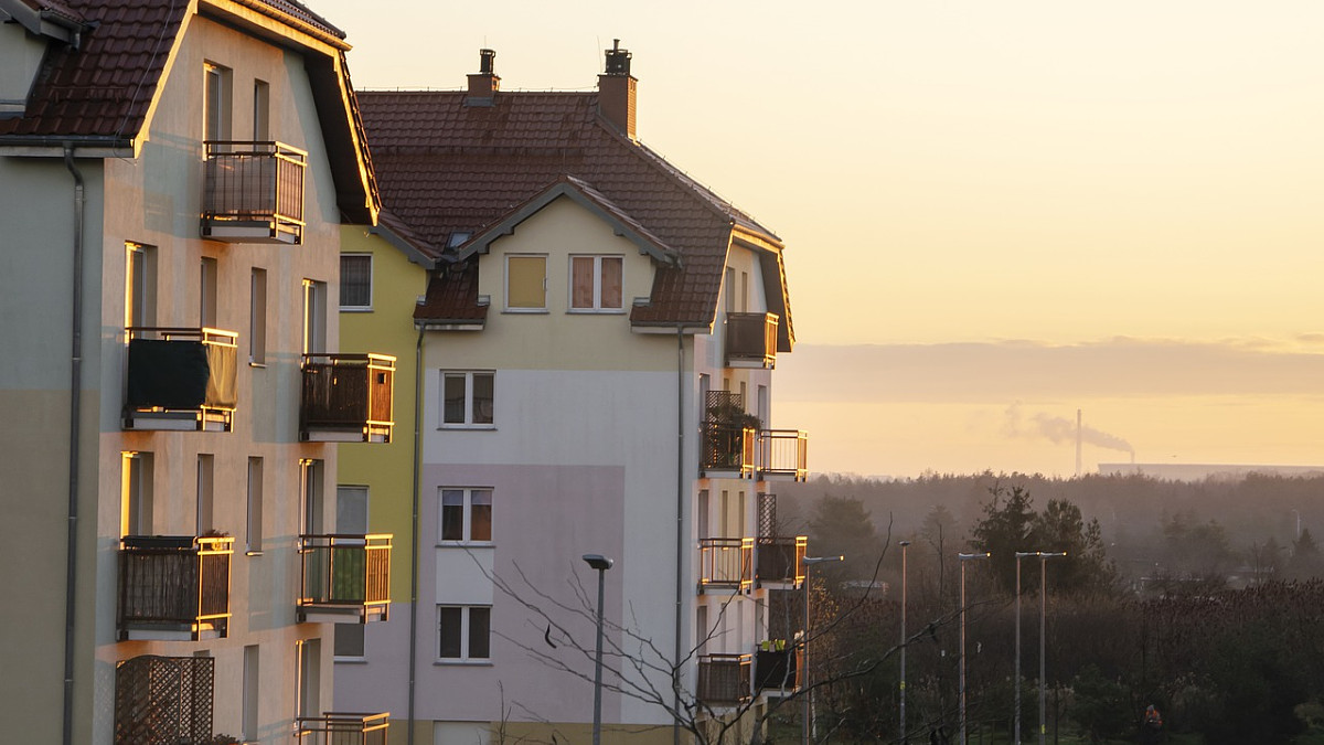 Wyremontował 68 mieszkań, sprzedał zero. Koniec eldorado dla cwaniaków