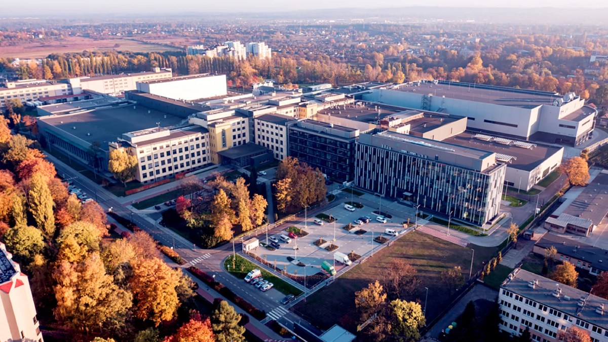 Gigant z USA zmienia Polskę i Europę. Milion miejsc pracy, miliardy w inwestycjach