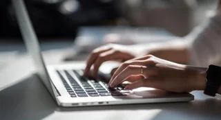 Zakupy spożywcze online 2025 – jak Polacy zmieniają swoje nawyki dzięki szybkim dostawom?