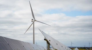 Gigawaty energii poszły z dymem. Bo węgiel ma pierwszeństwo