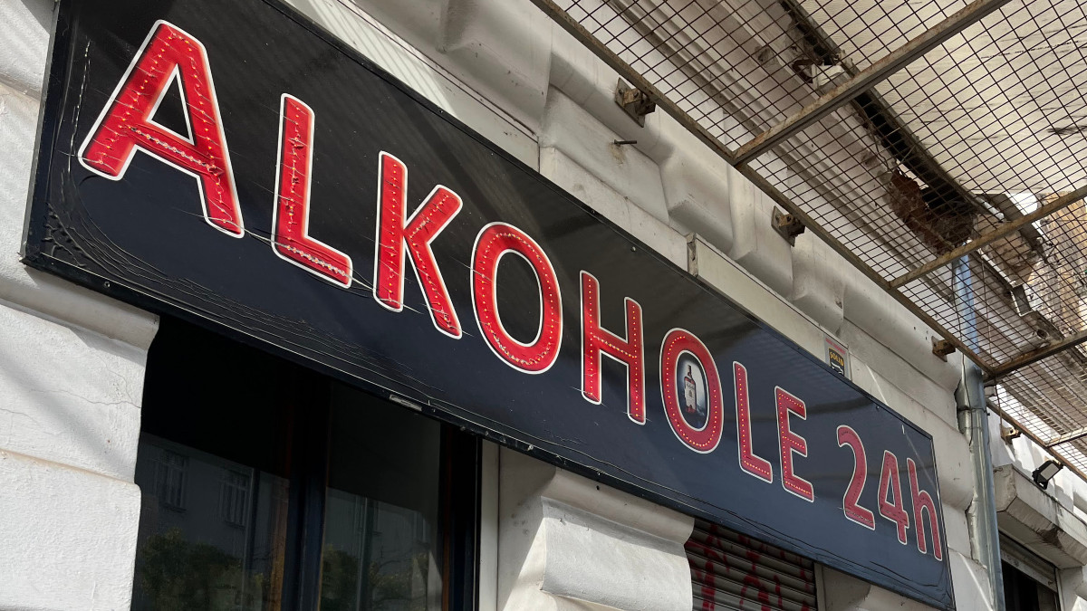 Alkoholizm zaraz nas pociągnie na dno. NFZ już adekwatnie jest bankrutem