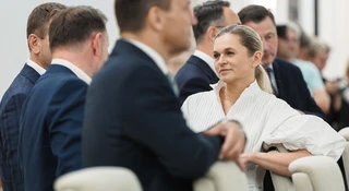 Odwołane wycieczki, bunt nauczycieli. Tusk odkręca reformę Nowackiej