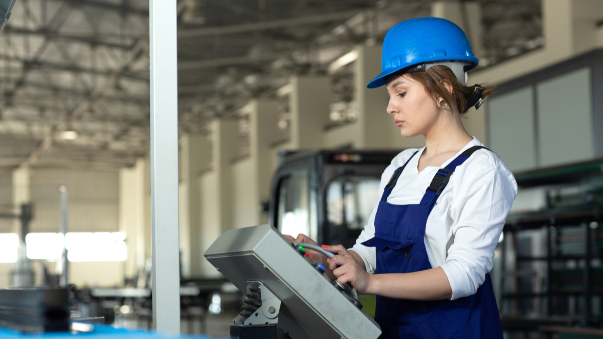 Coraz więcej branż pada łupem pań. Polki idą po swoje