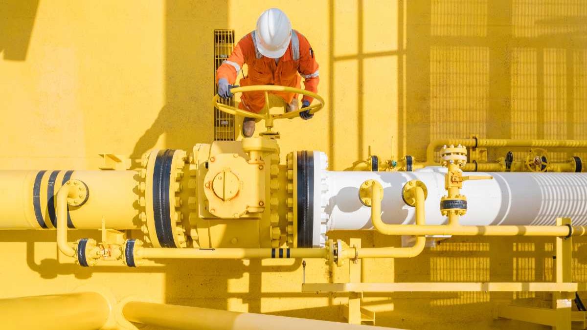 Szykują nam nowy kryzys energetyczny? Trwa zaciekła wymiana ciosów