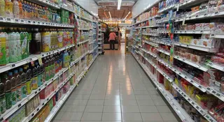 Ceny w sklepach hamują. Ekspert: nie ma się z czego cieszyć